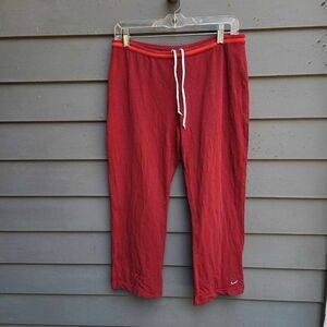 Nike Red Cotton Blend Cropped Work Out Pants size Large